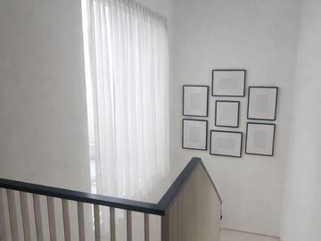 Dijual Rumah Full Furnish Cakep di Riviera Puri Metland
