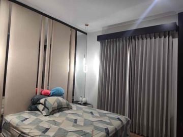 rumah besar  dua lantai jakarta selatan