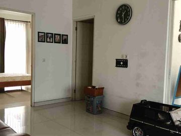 jual rumah 2 lantai siap huni Tenggilis Tengah/Kendangsari semi furnish