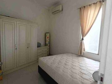 jual rumah 2 lantai siap huni Tenggilis Tengah/Kendangsari semi furnish
