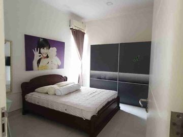 jual rumah 2 lantai siap huni Tenggilis Tengah/Kendangsari semi furnish