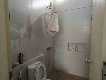 jual rumah 2 lantai siap huni Tenggilis Tengah/Kendangsari semi furnish
