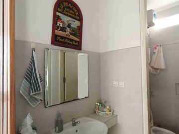 jual rumah 2 lantai siap huni Tenggilis Tengah/Kendangsari semi furnish