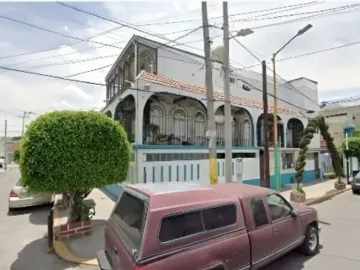 CASA CON LOCAL COMERCIAL EN VENTA CON REMATE BANCARIO EJERCITO DE ORIENTE ZONA PEÑON IZTAPALAPA CDMX