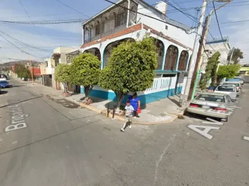CASA CON LOCAL COMERCIAL EN VENTA CON REMATE BANCARIO EJERCITO DE ORIENTE ZONA PEÑON IZTAPALAPA CDMX
