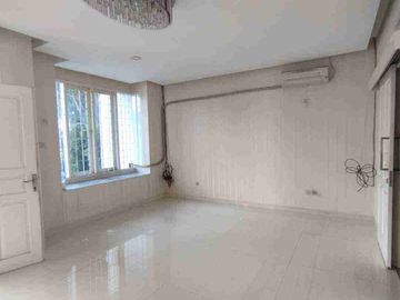 RUMAH 200m² Intercon