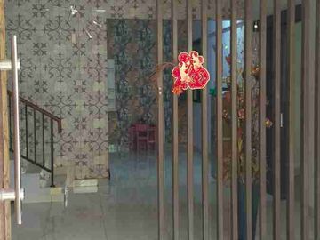 Dijual Rumah 2,5 lantai di Cluster Arana Harapan Indah
