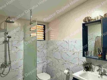 1,052m² House and Lot