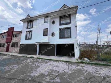 Departamento en Renta solo para 1 o 2 personas colonia Valle Dorado (Cerca de plaza San Pedro, Blvd Norte)