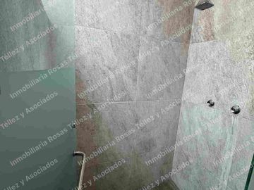 Departamento en Renta solo para 1 o 2 personas colonia Valle Dorado (Cerca de plaza San Pedro, Blvd Norte)