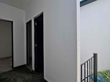 Rumah Brand New design Modern dalam cluster di Bintaro sektor 9