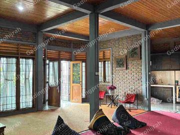 Dijual Rumah Strategis lokasi Antapani