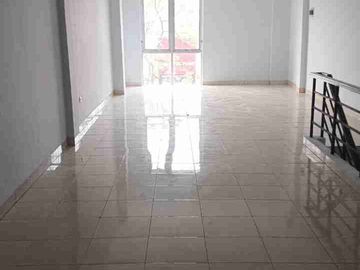 Ruko Gading Serpong Siap Huni 3 Lantai Hadap Jalan