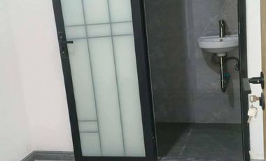 FOR RENT: 4 Bedroom 200sqm Semi-Furnished Condo in Malate Manila