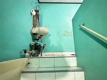 Two-story townhouse, 22 sq.wa., Suthalai Village, Soi Wat Makham, Tiwanon Road, Ban Klang Road, Mueang Pathum Thani, Pathum Thani.