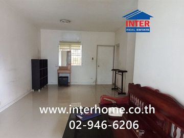 Two-story townhome, 17.4 sq.wa., Pruksa 60/1 Rangsit-Bang Phun Village, Rangsit-Pathum Thani Road, Mueang Pathum Thani, Pathum Thani.
