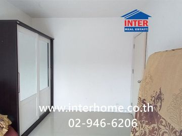 Two-story townhome, 17.4 sq.wa., Pruksa 60/1 Rangsit-Bang Phun Village, Rangsit-Pathum Thani Road, Mueang Pathum Thani, Pathum Thani.