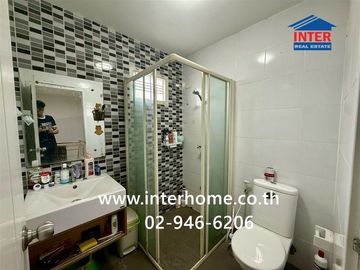 Two-story townhome, 36 sq.wa., Pruksa Ville 37 Watcharapol-Permsin, Soi Permsin 34, Sukhaphiban 5 Road, Permsin Road, Sai Mai District, Bangkok.
