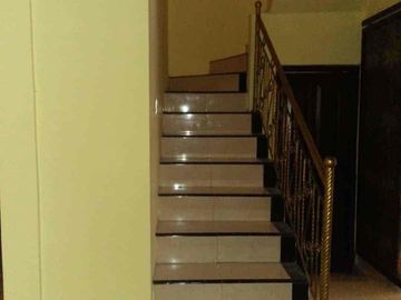 Dijual Rumah Taman laguna Cibubur