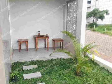 Dijual rumah cantik siap huni