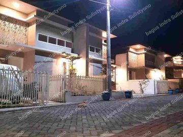Dijual rumah cantik siap huni
