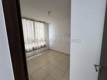 Venta Casa en zona de El Mirador 2 Recamaras 3 Baños Dentro de Condominio Privado