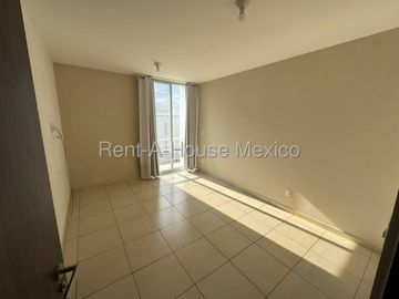Venta Casa en zona de El Mirador 2 Recamaras 3 Baños Dentro de Condominio Privado