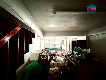4.5-story commercial building, 17 sq.wa., located on Soi Phetchaburi 7, Phetchaburi Road, Phaya Thai District, Bangkok.