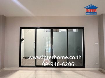 Two-story semi-detached house, 35 sq.wa., Rim Suan Scenery Bangna-Suvarnabhumi Village, Soi Sukhaphiban 6, Theparak Road, Sukhaphiban 6 Road, Bang Phl