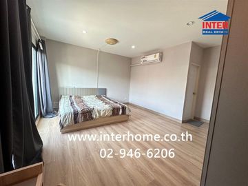 Two-story semi-detached house, 35 sq.wa., Rim Suan Scenery Bangna-Suvarnabhumi Village, Soi Sukhaphiban 6, Theparak Road, Sukhaphiban 6 Road, Bang Phl