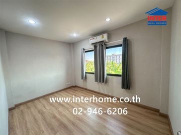 Two-story semi-detached house, 35 sq.wa., Rim Suan Scenery Bangna-Suvarnabhumi Village, Soi Sukhaphiban 6, Theparak Road, Sukhaphiban 6 Road, Bang Phl