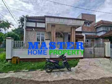 Rumah Luas 200 Dijual/Disewakan Harga Nego