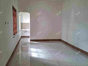 Rumah Luas 200 Dijual/Disewakan Harga Nego