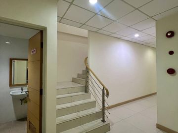 2 UNIT JEJER - Ruko komplek Raya Bukit Darmo Golf depan Lenmarc