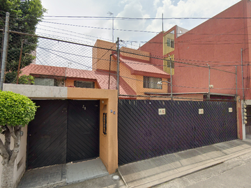 Casa en Venta en Bosque de los Ciruelos Bosque de las Lomas Miguel HidalgoCiudad de México Oportunidad***