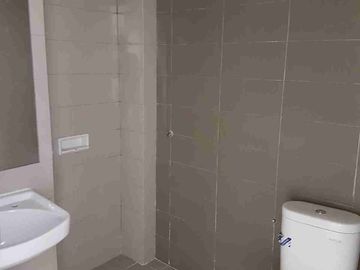 MURAH !! Ruko 2.5 lantai di Grand Galaxy City Bekasi