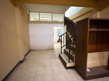 Ruko Kalisari Kalianyar Pusat Kota, Listrik 10.600 3 Vasa