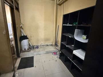 Ruko Kalisari Kalianyar Pusat Kota, Listrik 10.600 3 Vasa