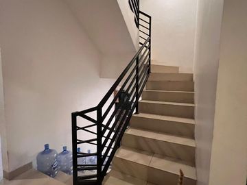 Dijual Rumah 3 Lantai dengan Basement & Rooftop Dekat MRT Lebak Bulus & Labschool Cirendeu