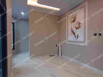 Dijual Rumah 2 Lantai Bangunan Baru Lokasi Strategis di Jagakarsa Jakarta Selatan Unit Terbatas