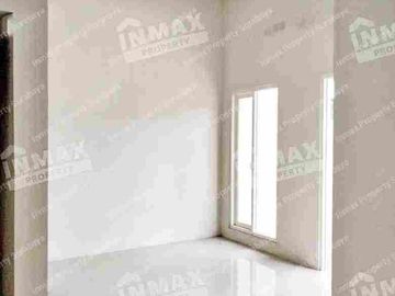 Dijual rumah 2 lantai minimalis baru bonus AC