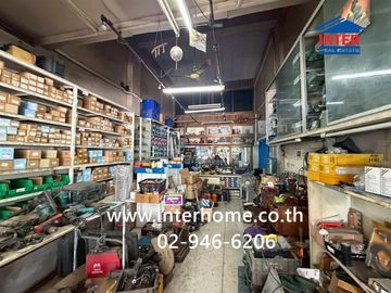 Four-story commercial building, 81.8 square wah (approximately 324.8 sq m), located at the entrance of Soi Ekachai 91, Ekachai Road, Bang Khun Thian D