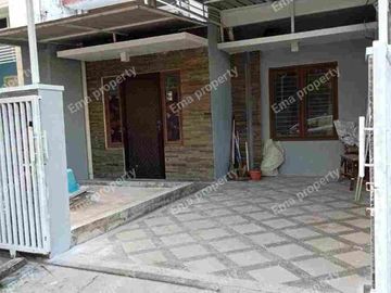 Dijual / disewakan rumah di Purimas Rungkut UPN