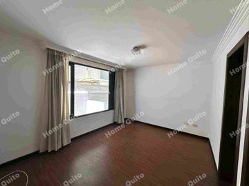 DEPARTAMENTO EN VENTA CON DOS TERRAZAS EN QUITO TENIS
