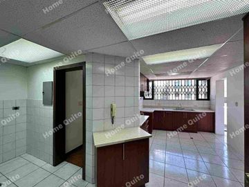 DEPARTAMENTO EN VENTA CON DOS TERRAZAS EN QUITO TENIS