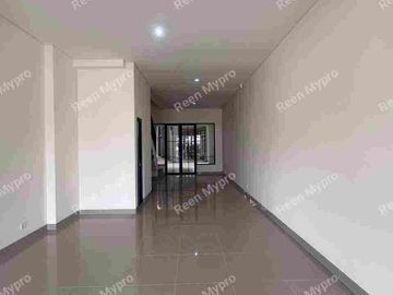 Disewakan Ruko Baru Gading Serpong