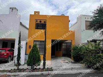 Triana CASA EN RENTA Apodaca NL