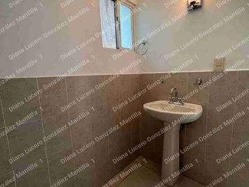 Excelente casa en privada al sur