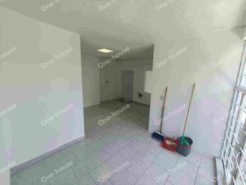 RENTA DE OFICINA-LOCAL-CONSULTORIO EN PRIMER PISO