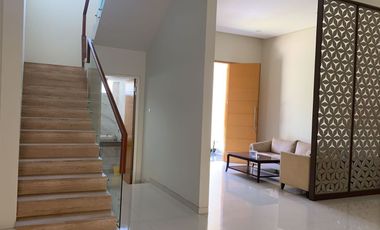 Istimewa MINIMALIS Vila Bukit Regency Pakuwon Indah